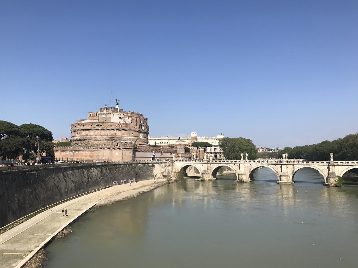 Le Finestre Sul Vaticano Rom Exteriör bild